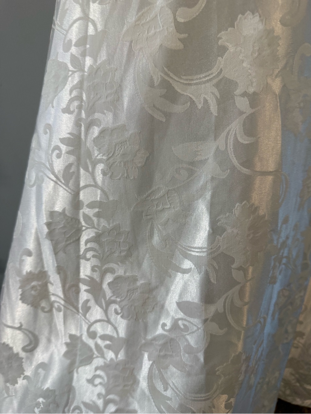 Lulu's Ivory/White Floral Jacquard V-Neck Maxi Dress — image 4 of 8